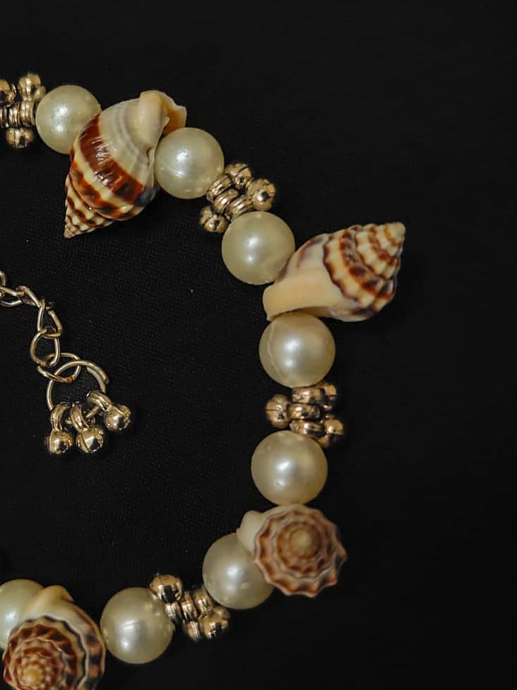 Nautical Glam Shell Bracelet - Image 2